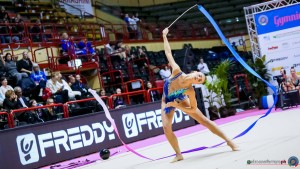 moderna legnano piazzese chiara un nastro sfe01167 copia simone ferraro ph copia